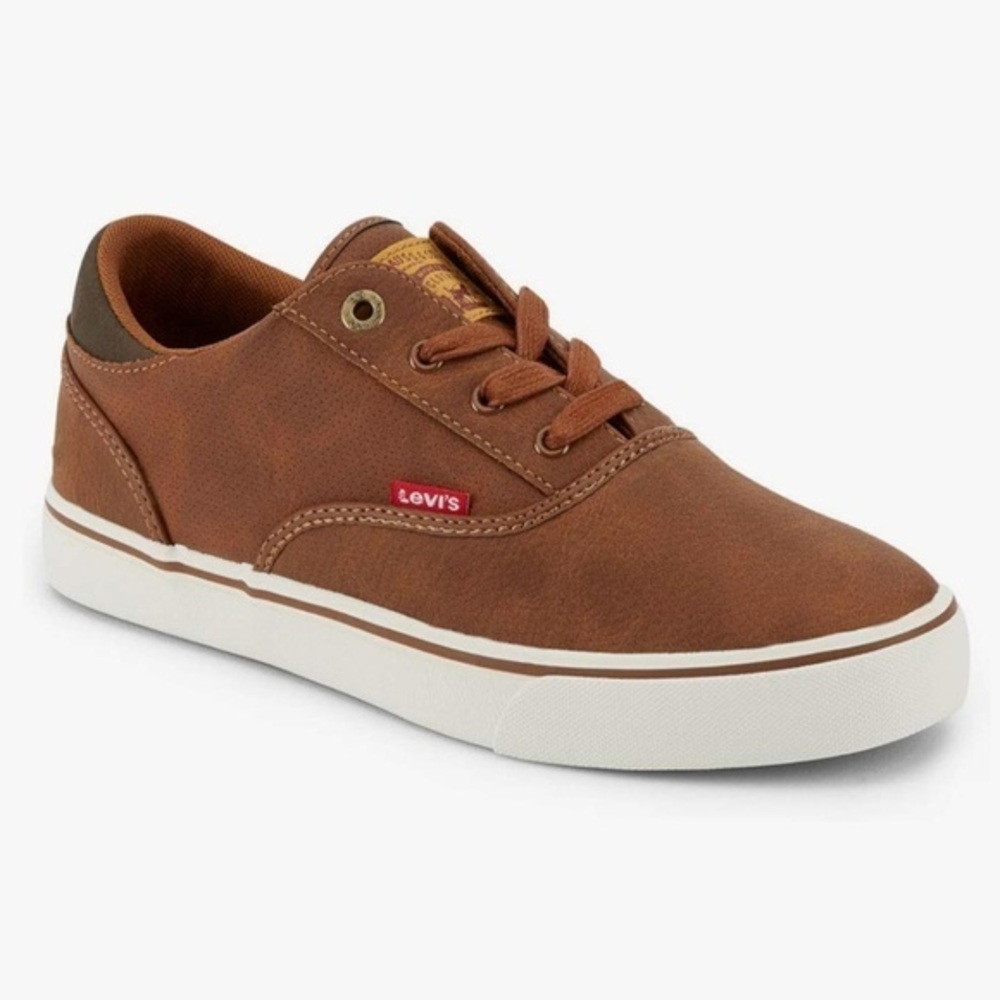 Levi's Shoes Ethan Perf WX UL NB low top sneakers brown and black size 7.5